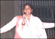 Munni Devi campaigning in Ibrahimpatti, Mirzapur