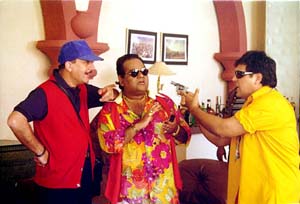 Anupam Kher, Govinda, Satish Kaushik.