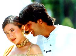 Akshay Kumar and Karishma Kapoor